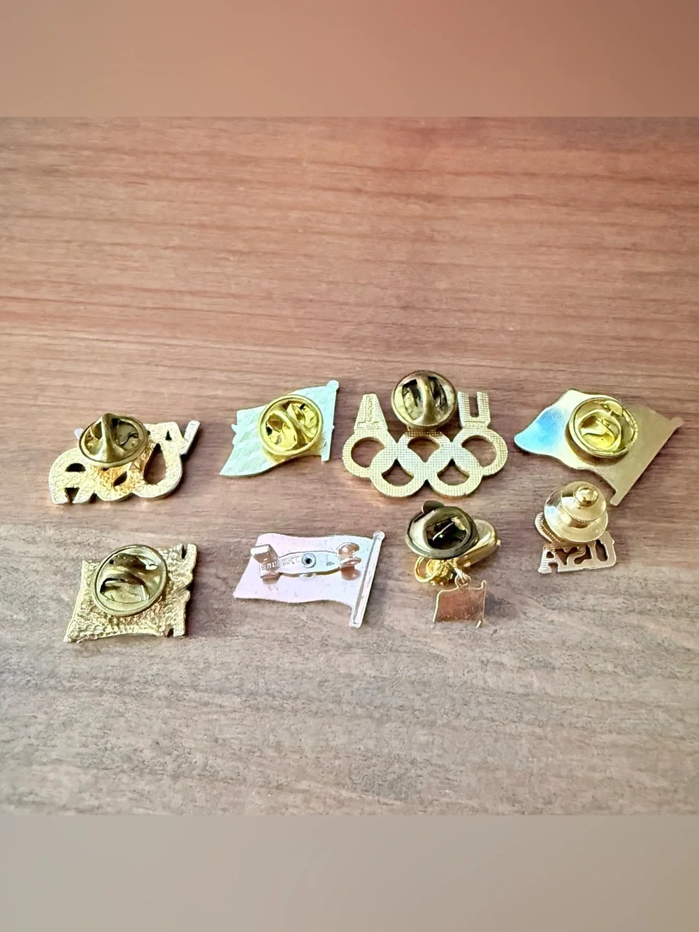 Vintage bundle of 8 🇺🇸 USA themed pins